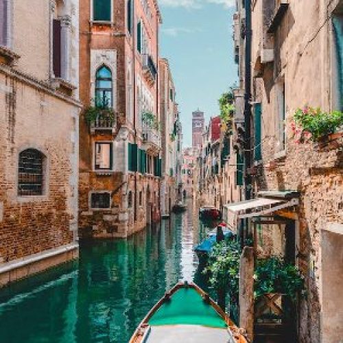 Traveling and Self-Love: Falling In Love With The Journey